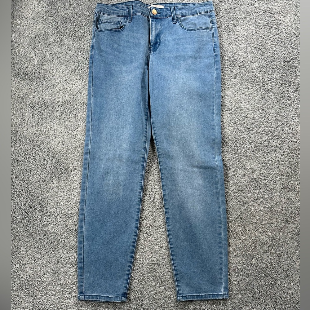 Forever 21 Light Blue Wash Skinny Jeans